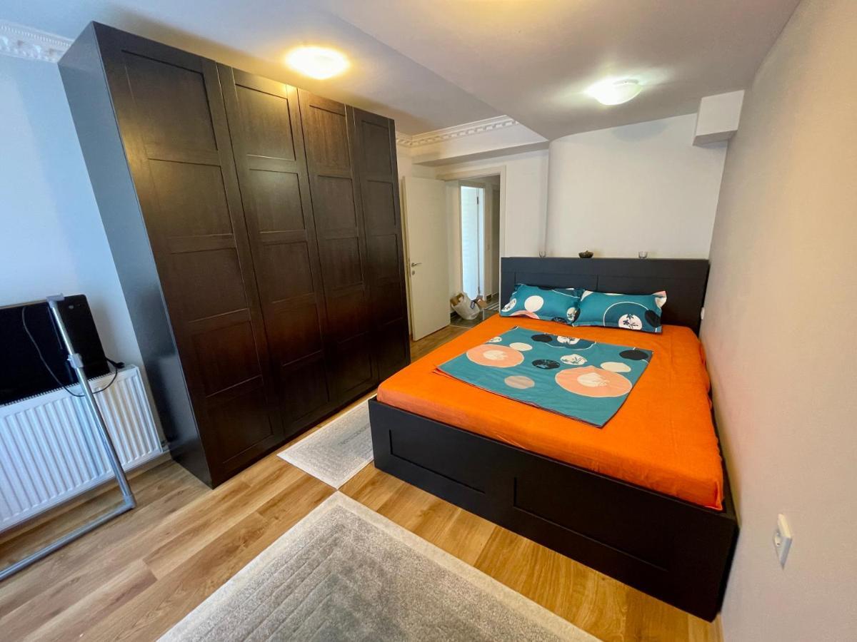 Terrace Apartments Otopeni ! Eksteriør billede